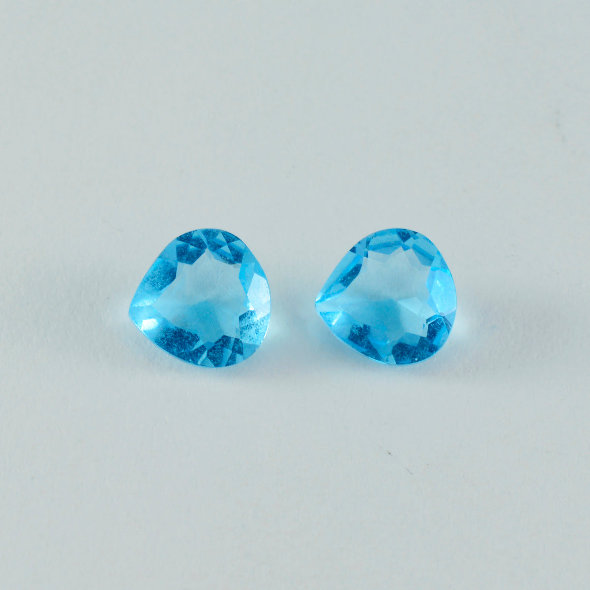 riyogems 1 st blå topas cz fasetterad 8x8 mm hjärtform lösa ädelstenar av vacker kvalitet