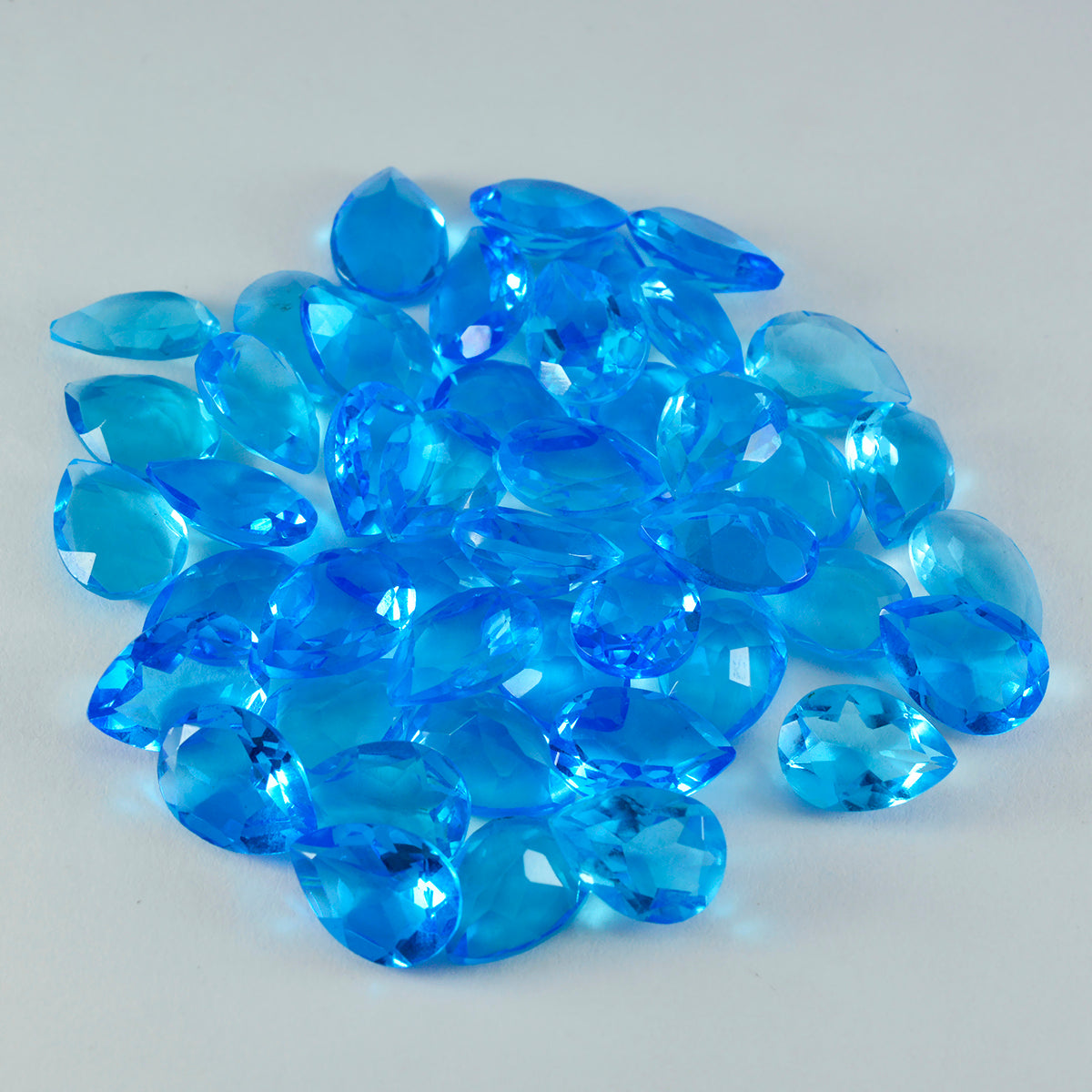 Riyogems 1PC Blue Topaz CZ Facet 7x10 mm Peervorm knappe kwaliteit losse edelstenen