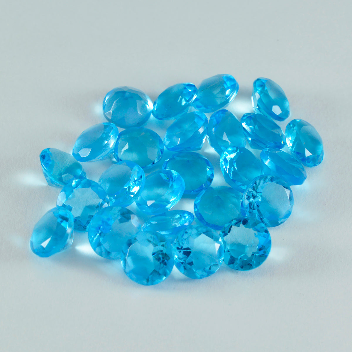 riyogems 1pc ブルー トパーズ CZ ファセット 6x6 mm ラウンド形状の美しさの品質ルース宝石