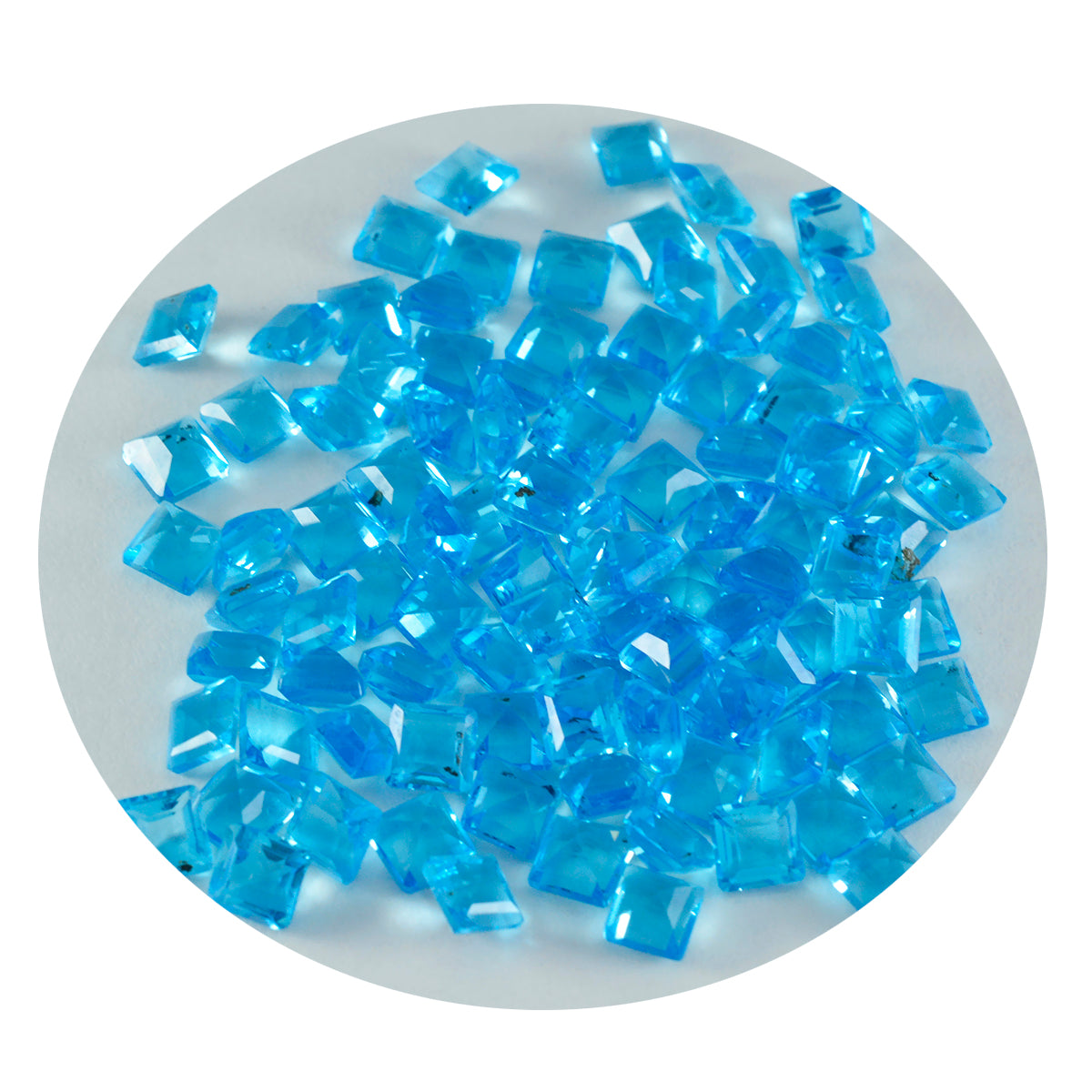 Riyogems 1PC Blue Topaz CZ gefacetteerd 5x5 mm vierkante vorm mooie kwaliteitsedelsteen