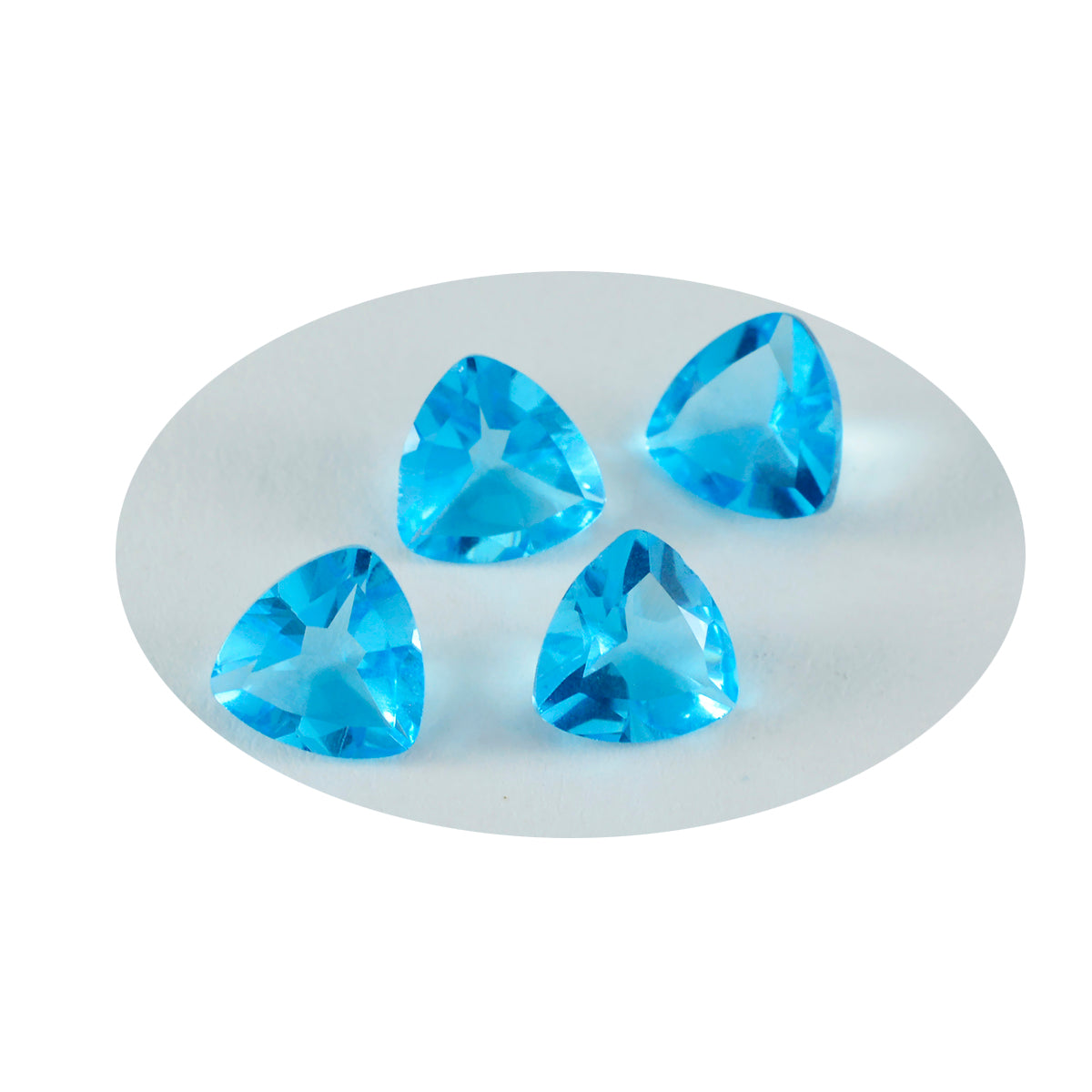 Riyogems 1 pièce topaze bleue cz à facettes 13x13mm en forme de trillion, gemme en vrac de qualité mignonne
