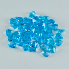 Riyogems 1 pièce de topaze bleue cz à facettes 5x5mm en forme de trillion, gemme en vrac de qualité fantastique