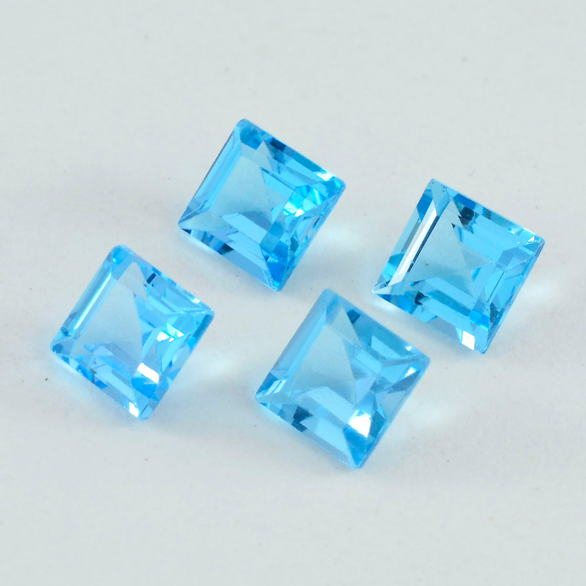 Riyogems 1 Stück echter blauer Topas, facettiert, 10 x 10 mm, quadratische Form, hübscher, hochwertiger loser Stein