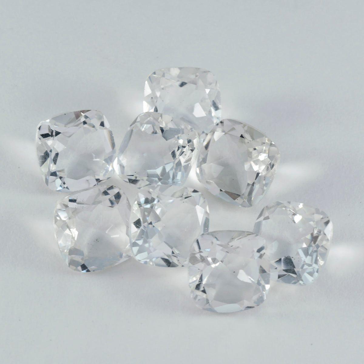 Riyogems, 1 pieza, cristal blanco de cuarzo facetado, 9x9mm, forma de cojín, gemas sueltas de buena calidad