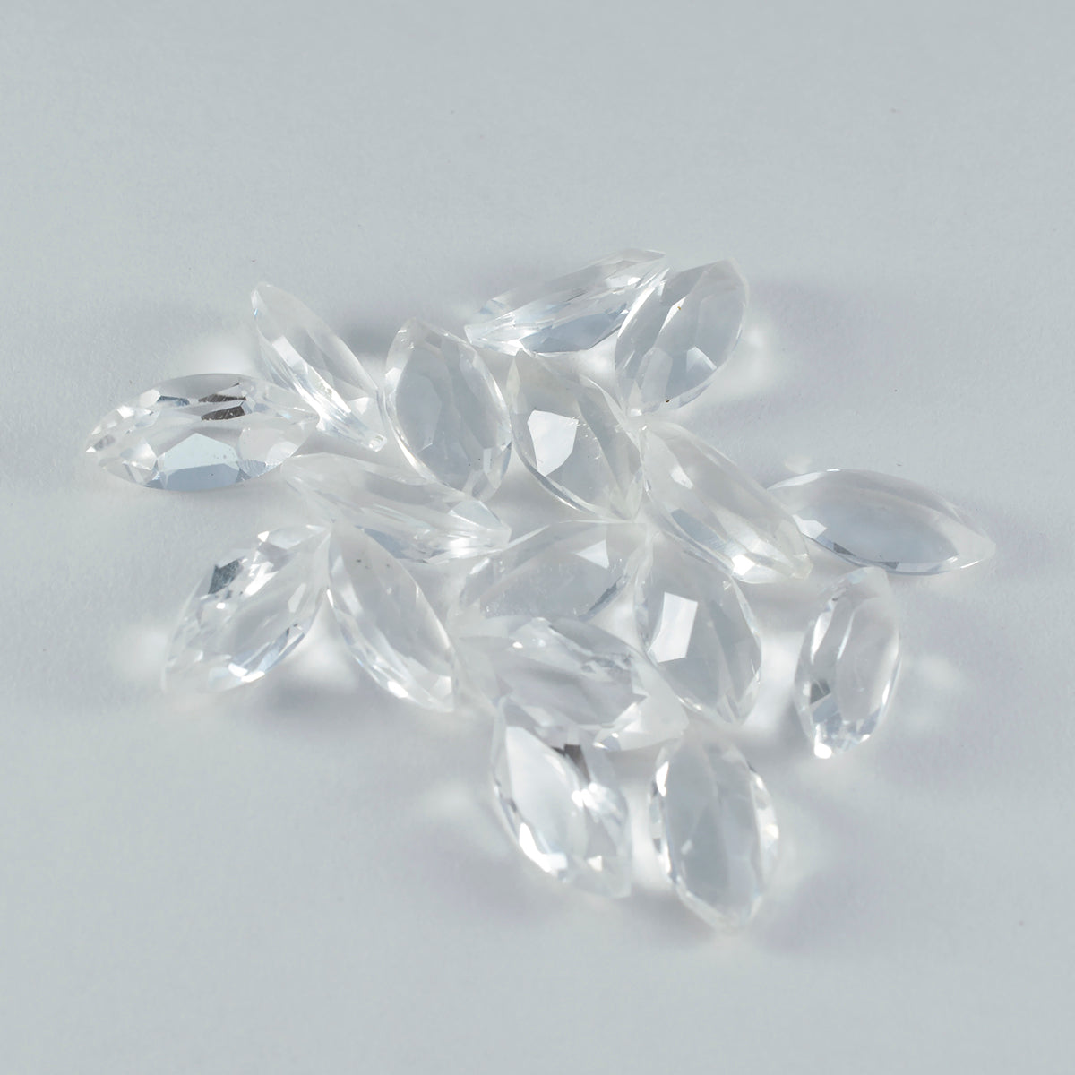 Riyogems 1 Stück weißer Kristallquarz, facettiert, 7 x 14 mm, Marquise-Form, A+1-Qualitätsstein