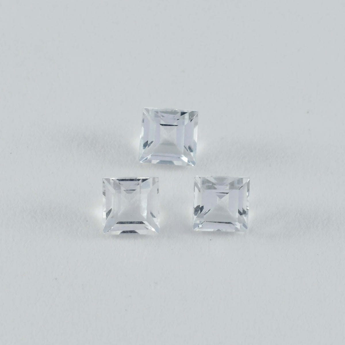Riyogems 1 Stück weißer Kristallquarz, facettiert, 5 x 5 mm, quadratische Form, hübsche, hochwertige lose Edelsteine
