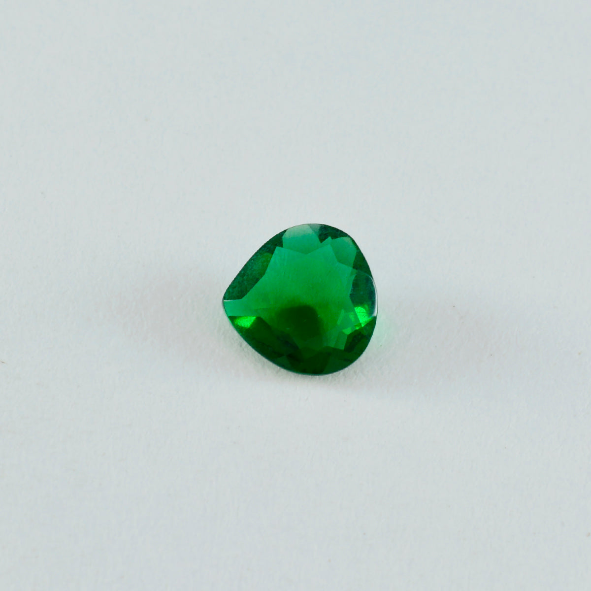 riyogems 1pc グリーン エメラルド CZ ファセット 9x9 mm ハート形状の素晴らしい品質の宝石