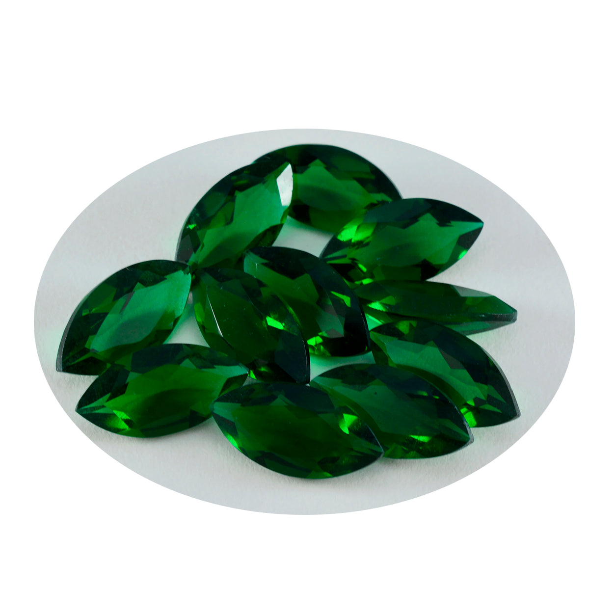 Riyogems 1 pieza esmeralda verde CZ facetada 8x16 mm forma marquesa A+1 gemas de calidad