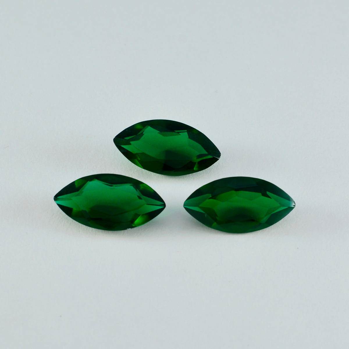 Riyogems 1 pieza verde esmeralda CZ facetada 10x20 mm forma marquesa piedra preciosa de buena calidad