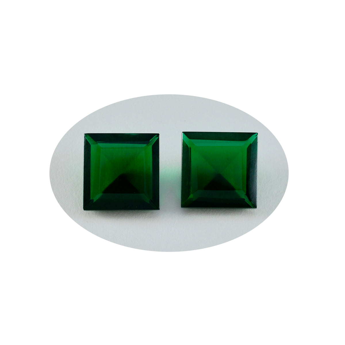 riyogems 1pc グリーン エメラルド CZ ファセット 13x13 mm 正方形の形状の素晴らしい品質のルースストーン