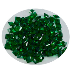 Riyogems 1 Stück grüner Smaragd, CZ, facettiert, 4 x 4 mm, quadratische Form, hübsche, hochwertige, lose Edelsteine