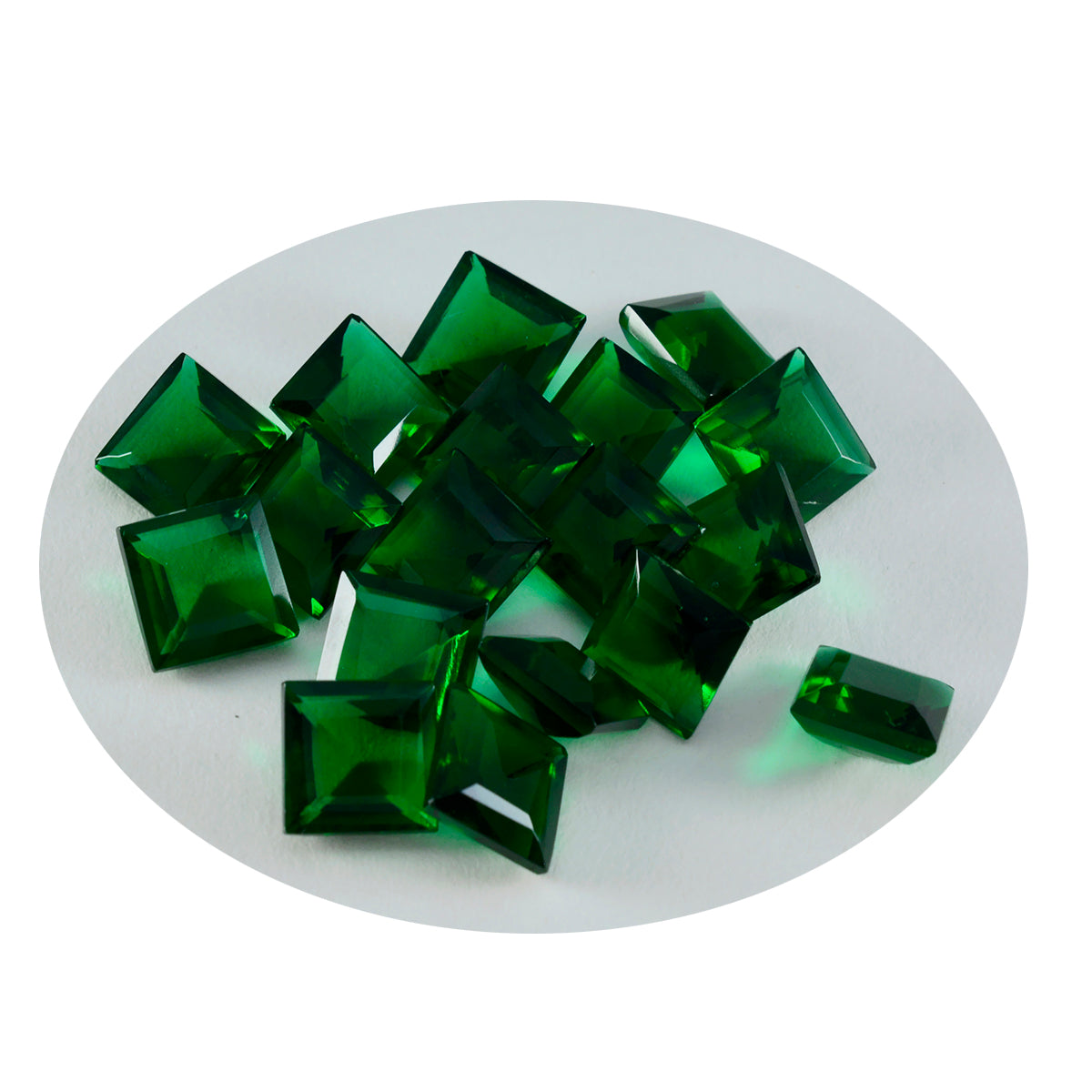 Riyogems 1 Stück grüner Smaragd, CZ, facettiert, 8 x 8 mm, quadratische Form, hübsche Qualitätsedelsteine