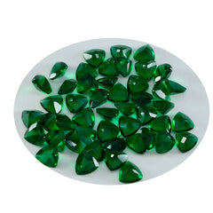 Riyogems 1 Stück grüner Smaragd, CZ, facettiert, 6 x 6 mm, Billionenform, fantastischer Qualitätsedelstein