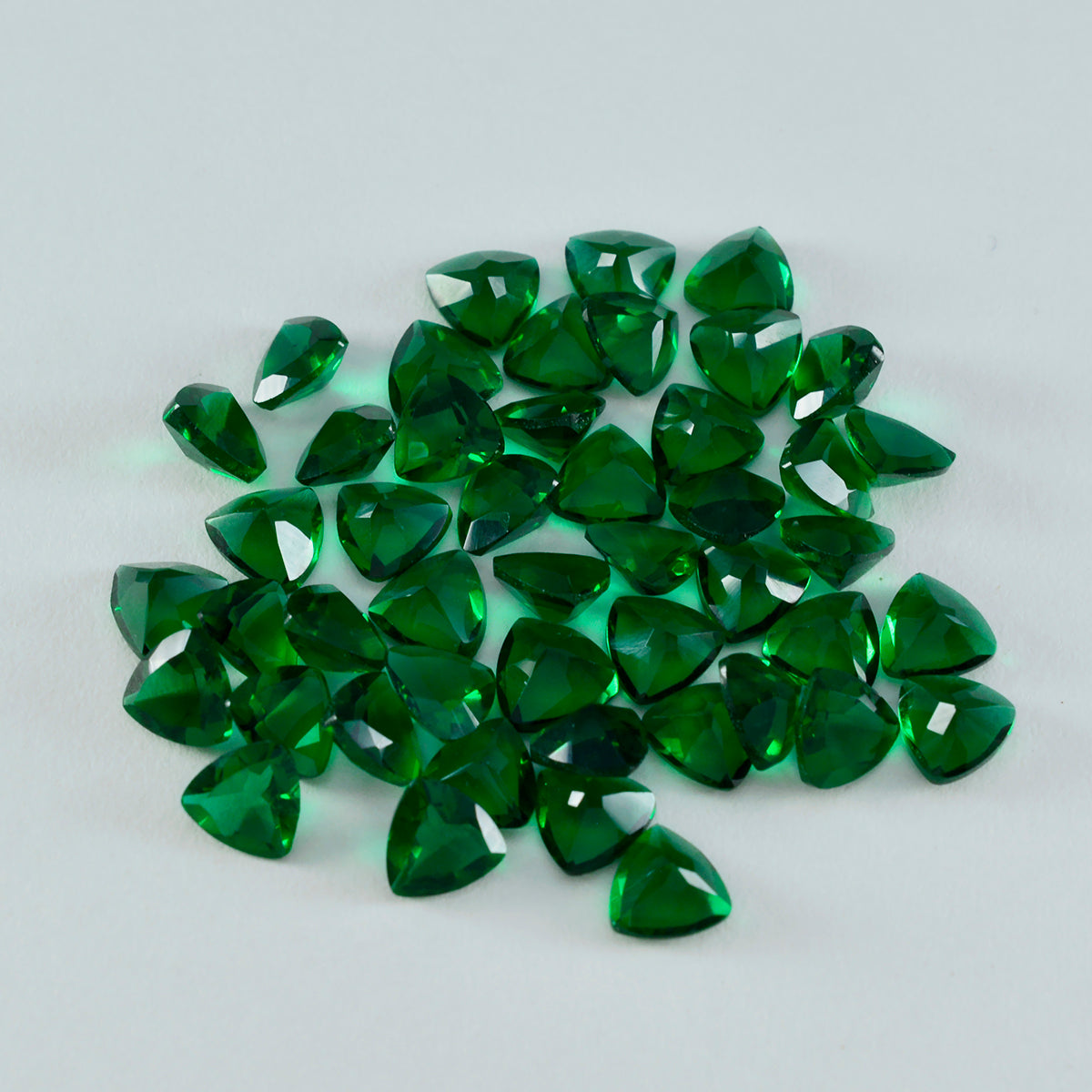 Riyogems 1PC Green Emerald CZ Faceted 6x6 mm Trillion Shape awesome Quality Gemstone