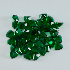 Riyogems 1 Stück grüner Smaragd, CZ, facettiert, 7 x 7 mm, Billionenform, Schönheitsqualität, loser Edelstein