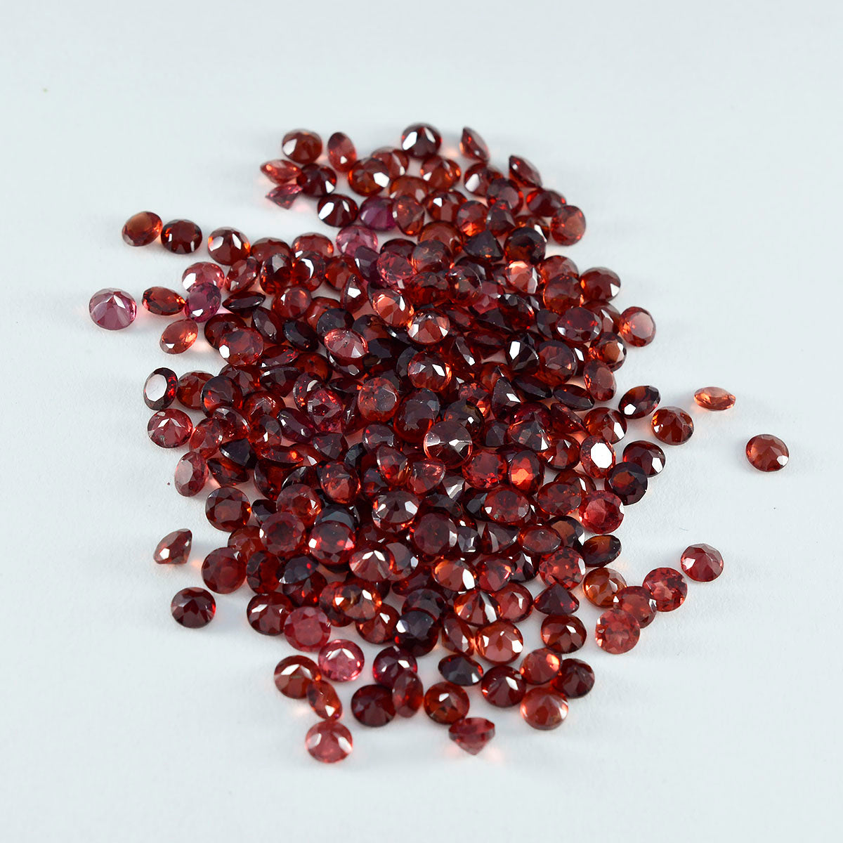 Riyogems 1PC Natural Red Garnet Faceted 4X4 mm Round Shape sweet Quality Gemstone