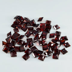 Riyogems 1 Stück echter roter Granat, facettiert, 5 x 5 mm, quadratische Form, schöner Qualitäts-Edelstein