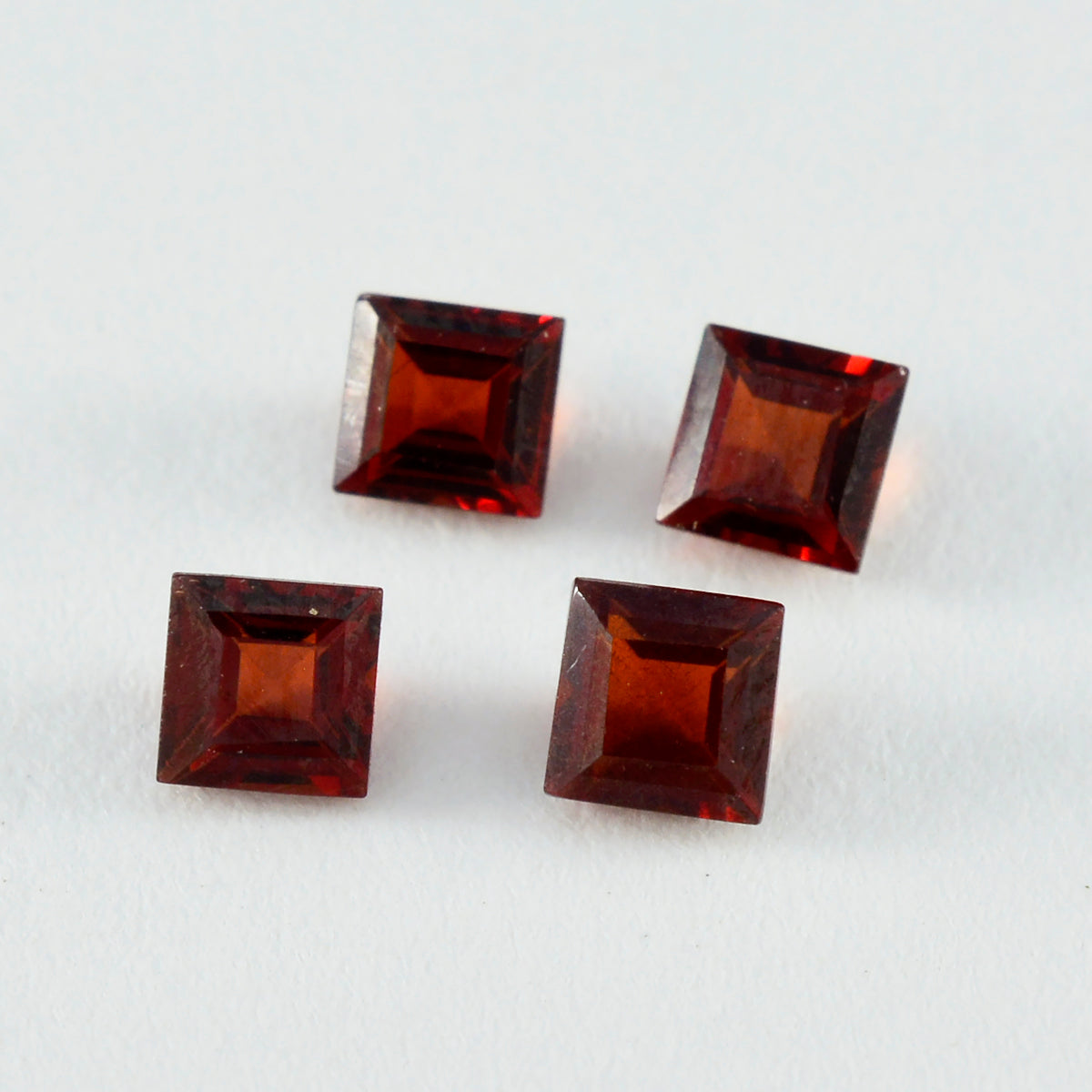 riyogems 1 pezzo di vero granato rosso sfaccettato di forma quadrata da 6x6 mm, gemme di bellissima qualità