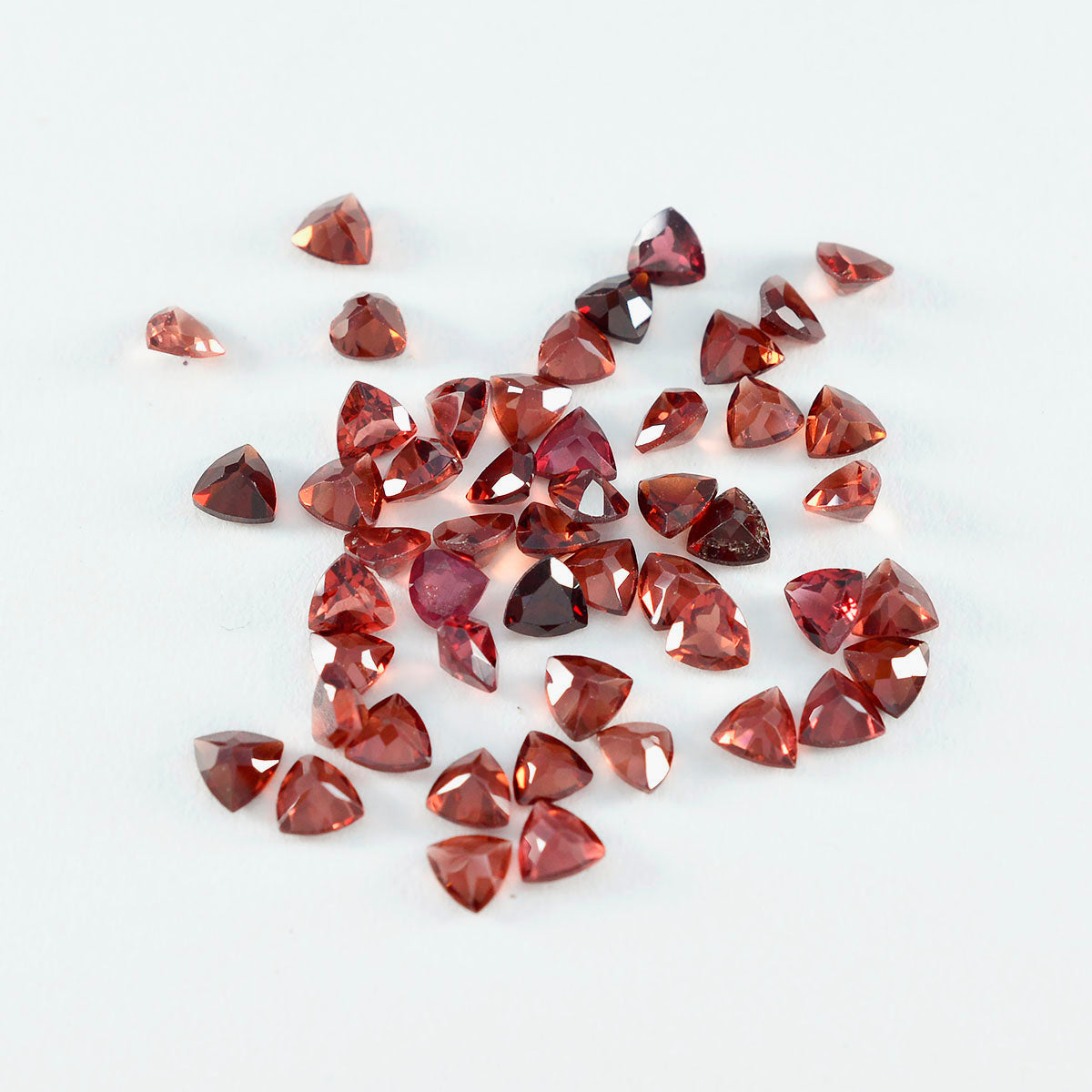 Riyogems 1PC Genuine Red Garnet Faceted 4x4 mm Trillion Shape lovely Quality Stone