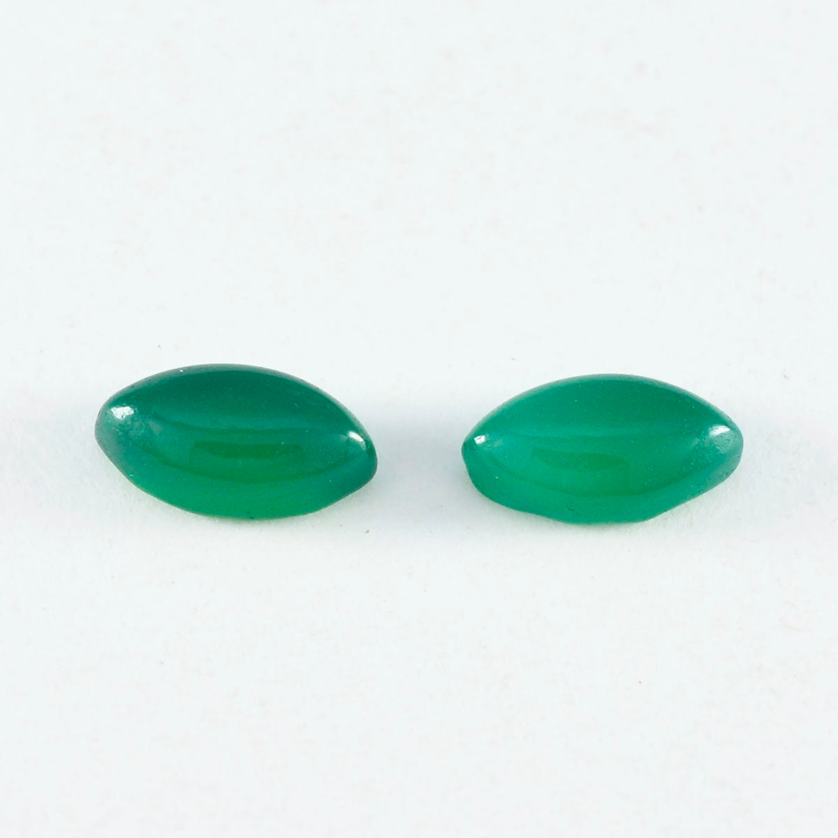 Riyogems 1 Stück grüner Onyx-Cabochon, 7 x 14 mm, Marquise-Form, lose Edelsteine in AAA-Qualität