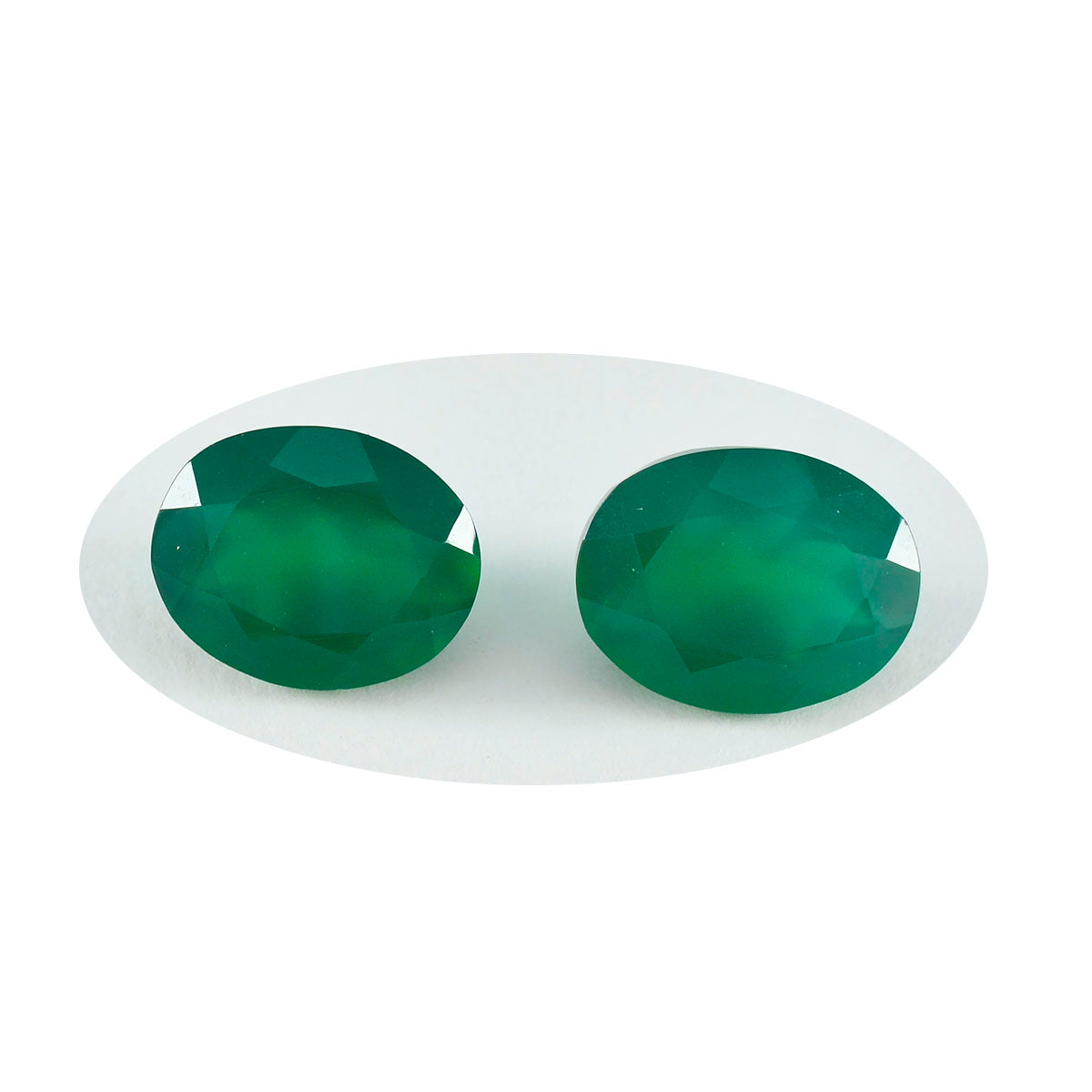 Riyogems 1 pièce d'onyx vert véritable à facettes 7x9mm, forme ovale, belle pierre précieuse de qualité