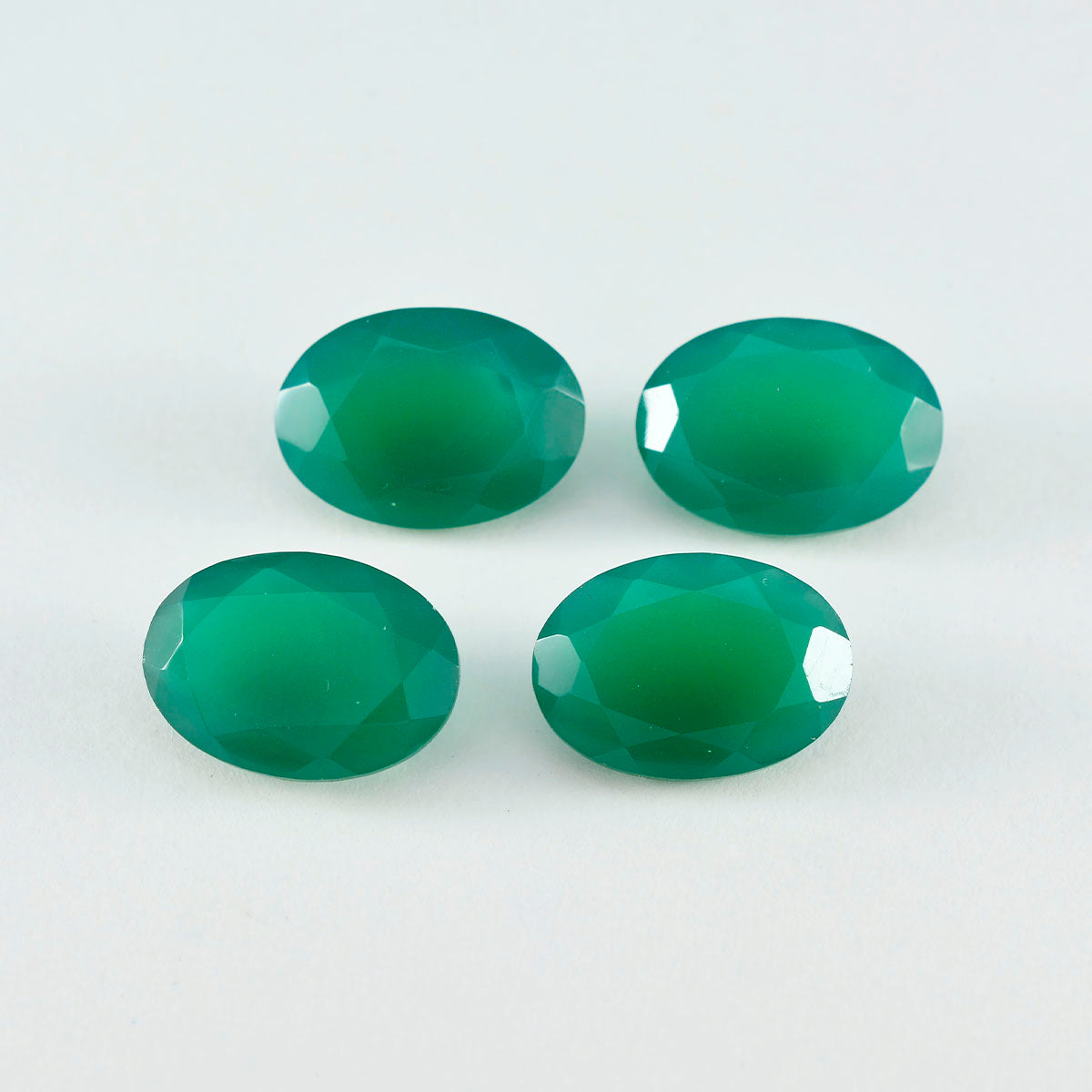 Riyogems 1 Stück echter grüner Onyx, facettiert, 9 x 11 mm, ovale Form, fantastischer Qualitätsstein