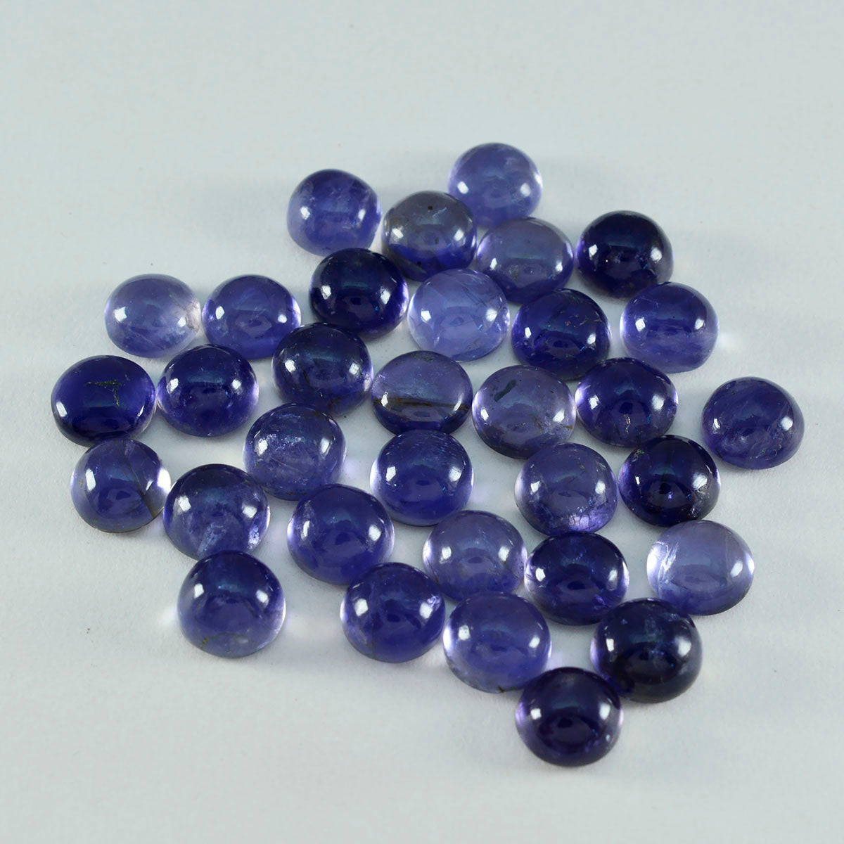 Riyogems 1 Stück blauer Iolith-Cabochon, 8 x 8 mm, runde Form, A+1-Qualität, lose Edelsteine