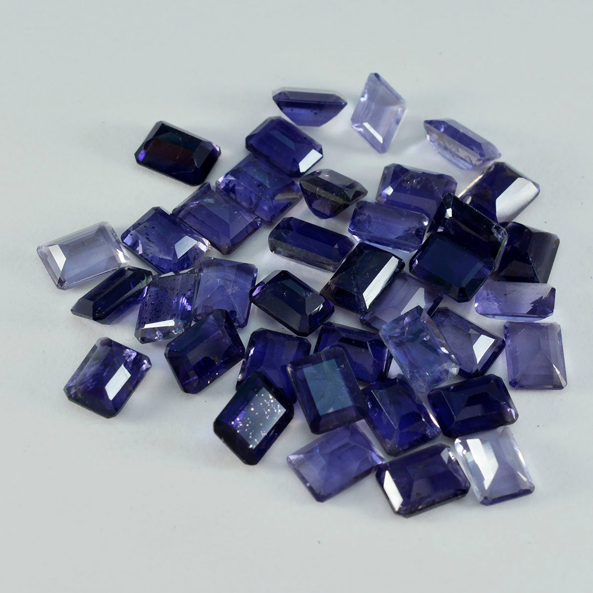 Riyogems 1 Stück blauer Iolith, facettiert, 4 x 6 mm, achteckige Form, toller Qualitätsstein