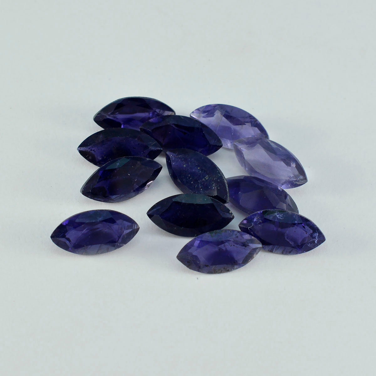 Riyogems 1 Stück blauer Iolith, facettiert, 8 x 16 mm, Marquise-Form, wunderbare Qualität, lose Edelsteine
