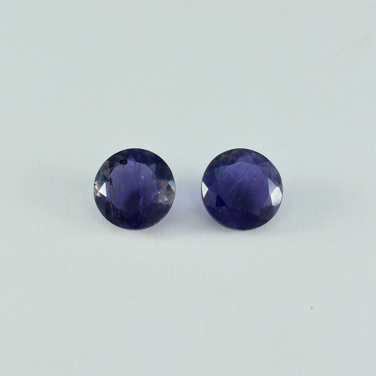 riyogems 1pc iolite bleue facettée 12x12 mm forme ronde pierre précieuse de superbe qualité