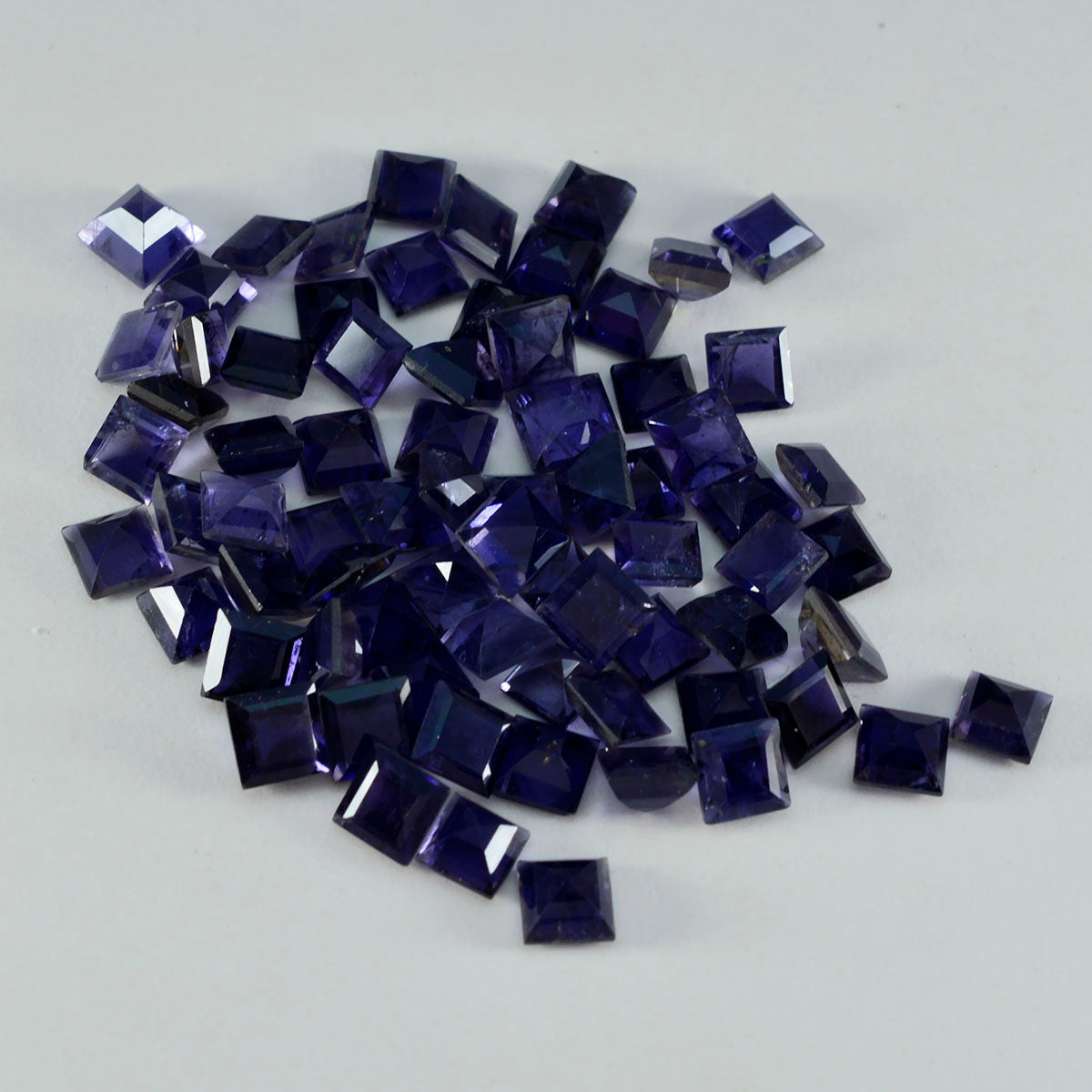 Riyogems 1PC blauwe ioliet gefacetteerd 7x7 mm vierkante vorm A+ kwaliteitsedelsteen