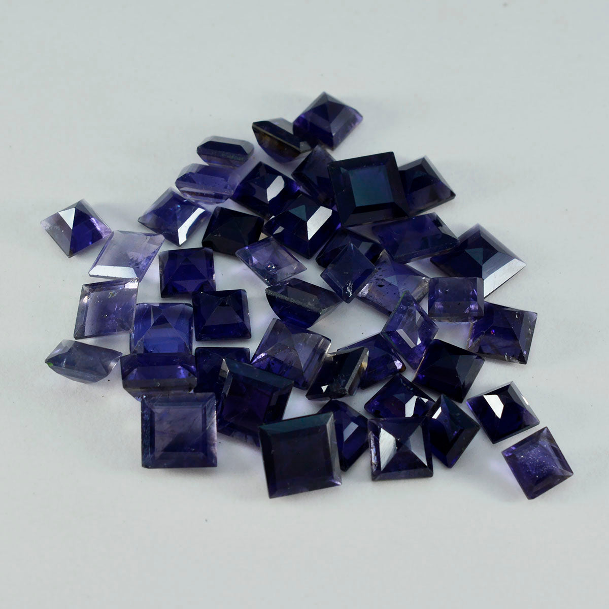 Riyogems 1 pièce d'iolite bleue à facettes 9x9mm forme carrée a1 qualité pierres précieuses en vrac