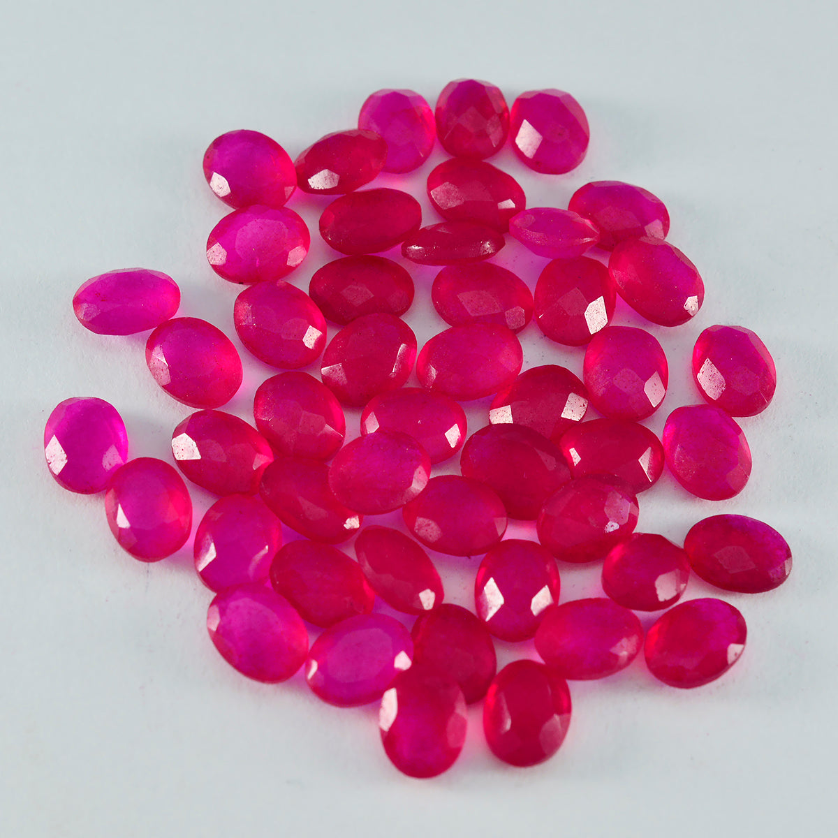 Riyogems 1PC echte rode jaspis gefacetteerd 6x8 mm ovale vorm mooie kwaliteit edelsteen