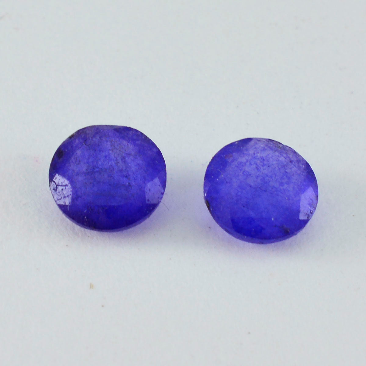 Riyogems 1 Stück echter blauer Jaspis, facettiert, 10 x 10 mm, runde Form, loser Edelstein in AAA-Qualität