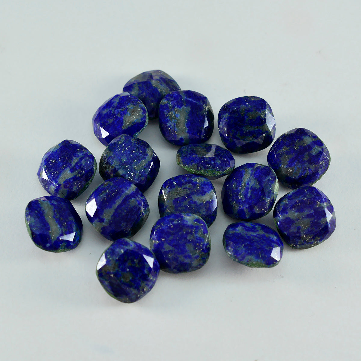 Riyogems 1 Stück natürlicher blauer Lapislazuli, facettiert, 10 x 10 mm, Kissenform, AA-Qualitätsstein