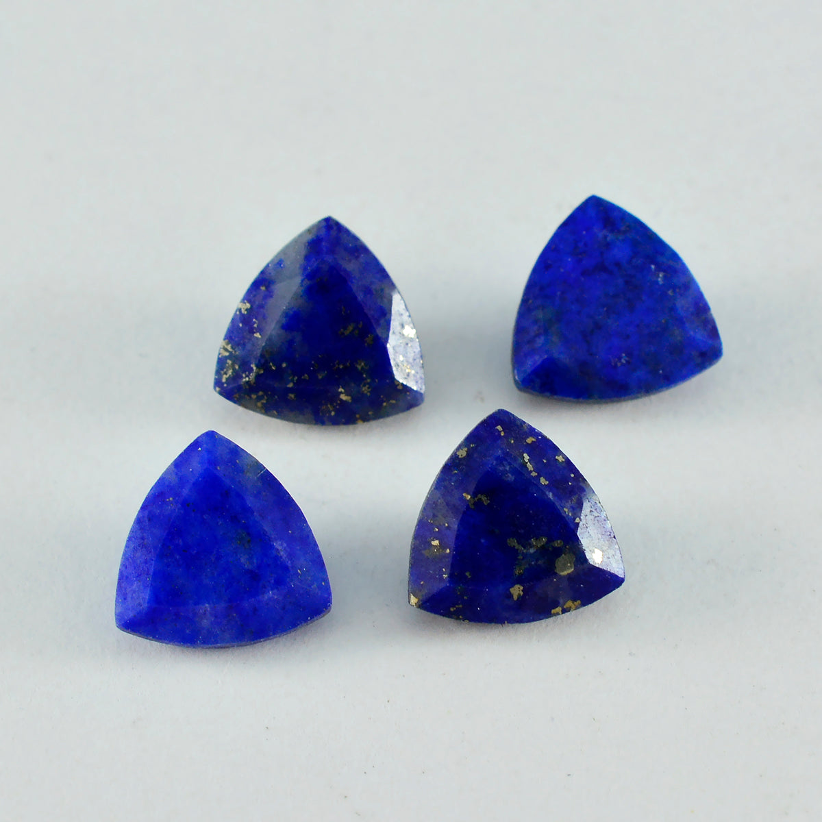 Riyogems 1 Stück natürlicher blauer Lapislazuli, facettiert, 14 x 14 mm, Billionenform, A+1-Qualität, loser Edelstein