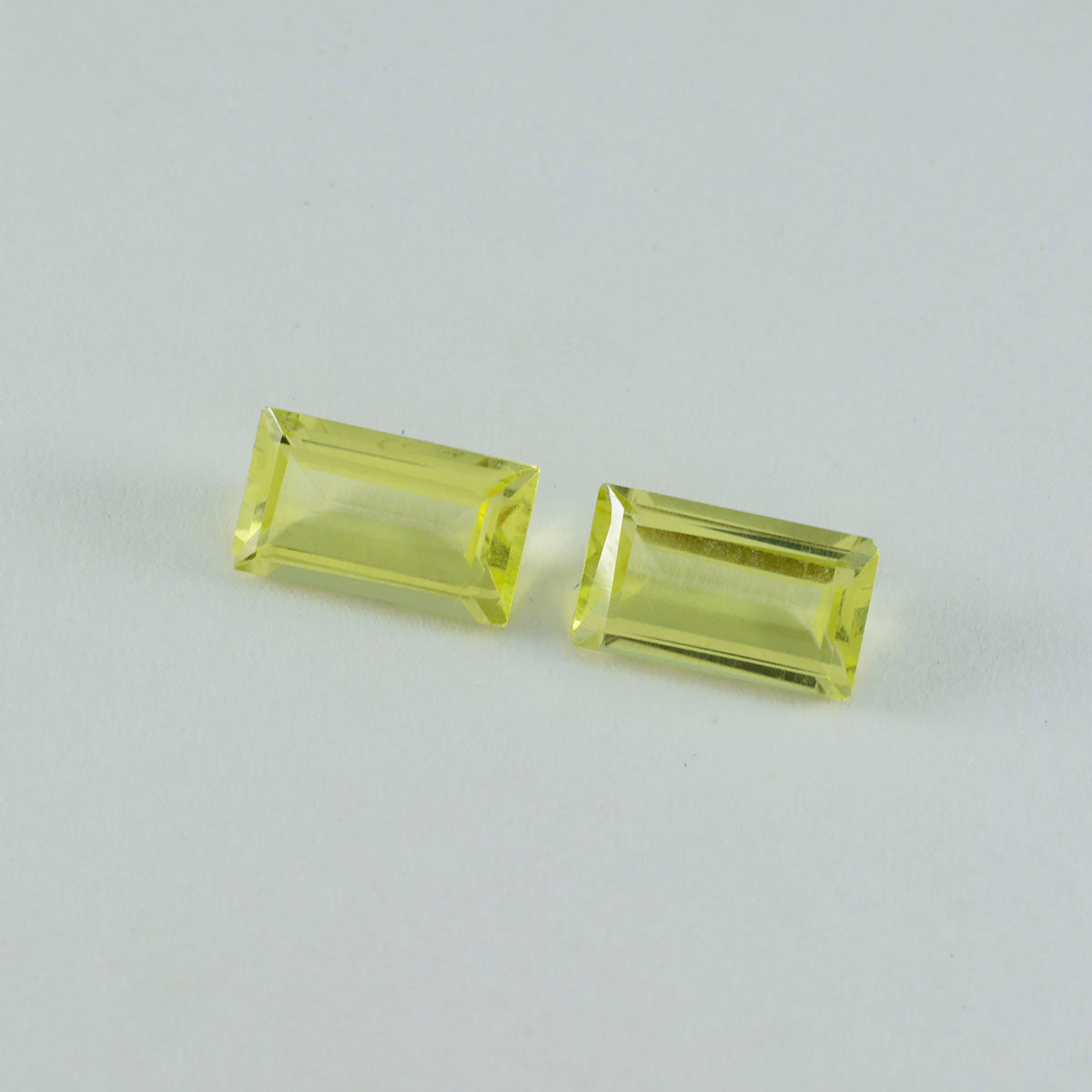 riyogems 1 pezzo di quarzo giallo limone sfaccettato 9x18 mm a forma di baguette, gemme sfuse di ottima qualità