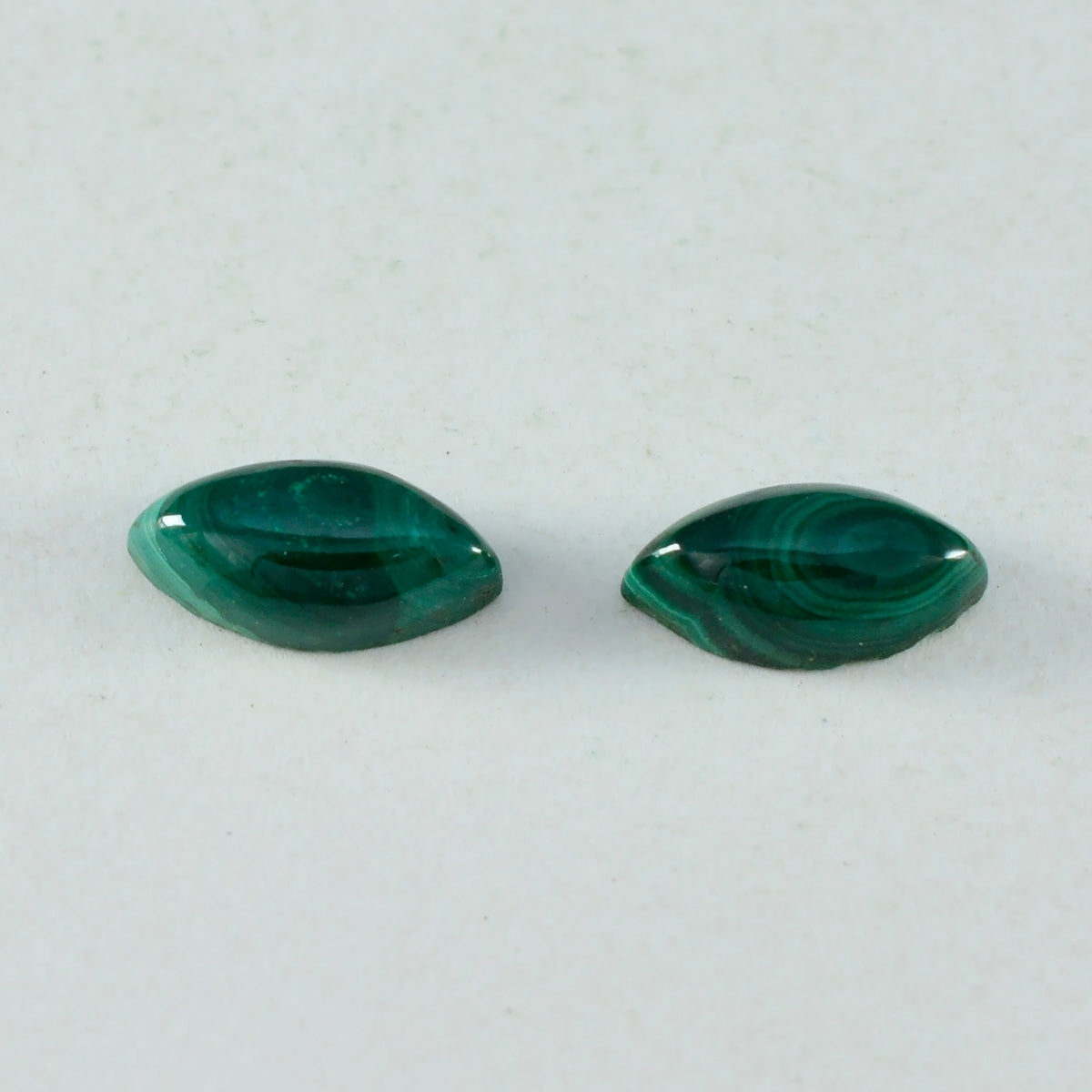 Riyogems 1PC Green Malachite Cabochon 6x12 mm Marquise Shape astonishing Quality Gems