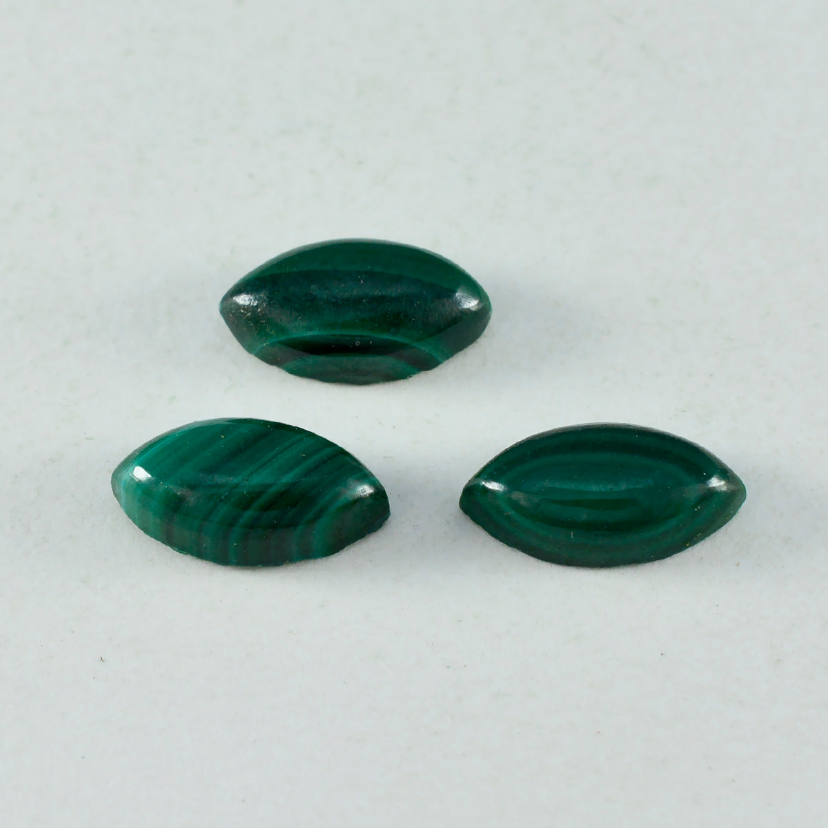 Riyogems 1 Stück grüner Malachit-Cabochon, 7 x 14 mm, Marquise-Form, schöner Qualitätsstein