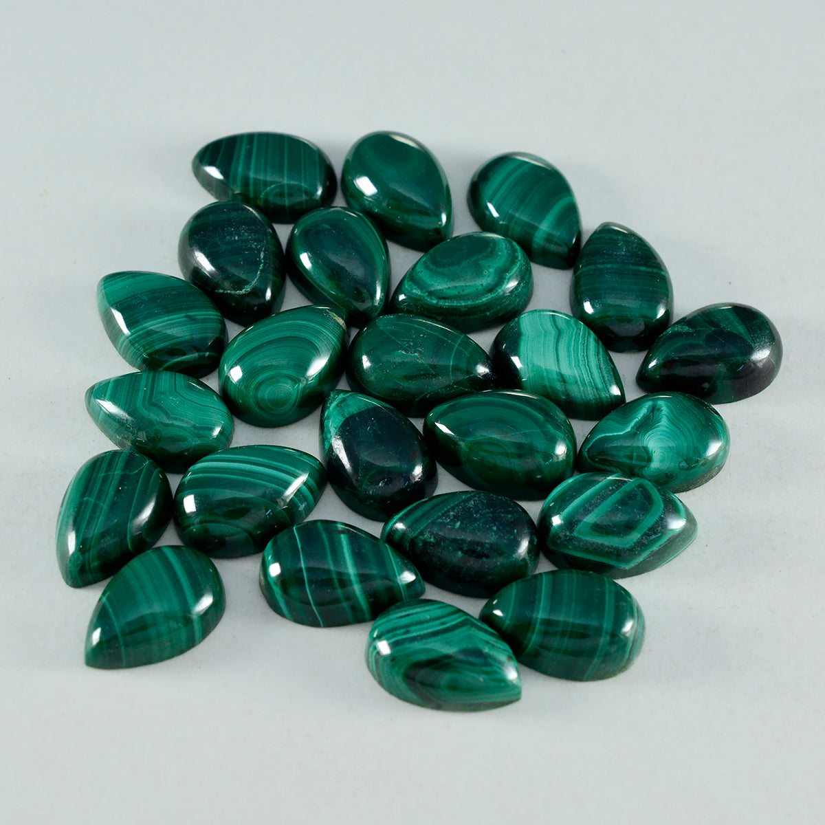 Riyogems, 1 pieza, cabujón de malaquita verde, 7x10mm, forma de pera, gemas sueltas de buena calidad