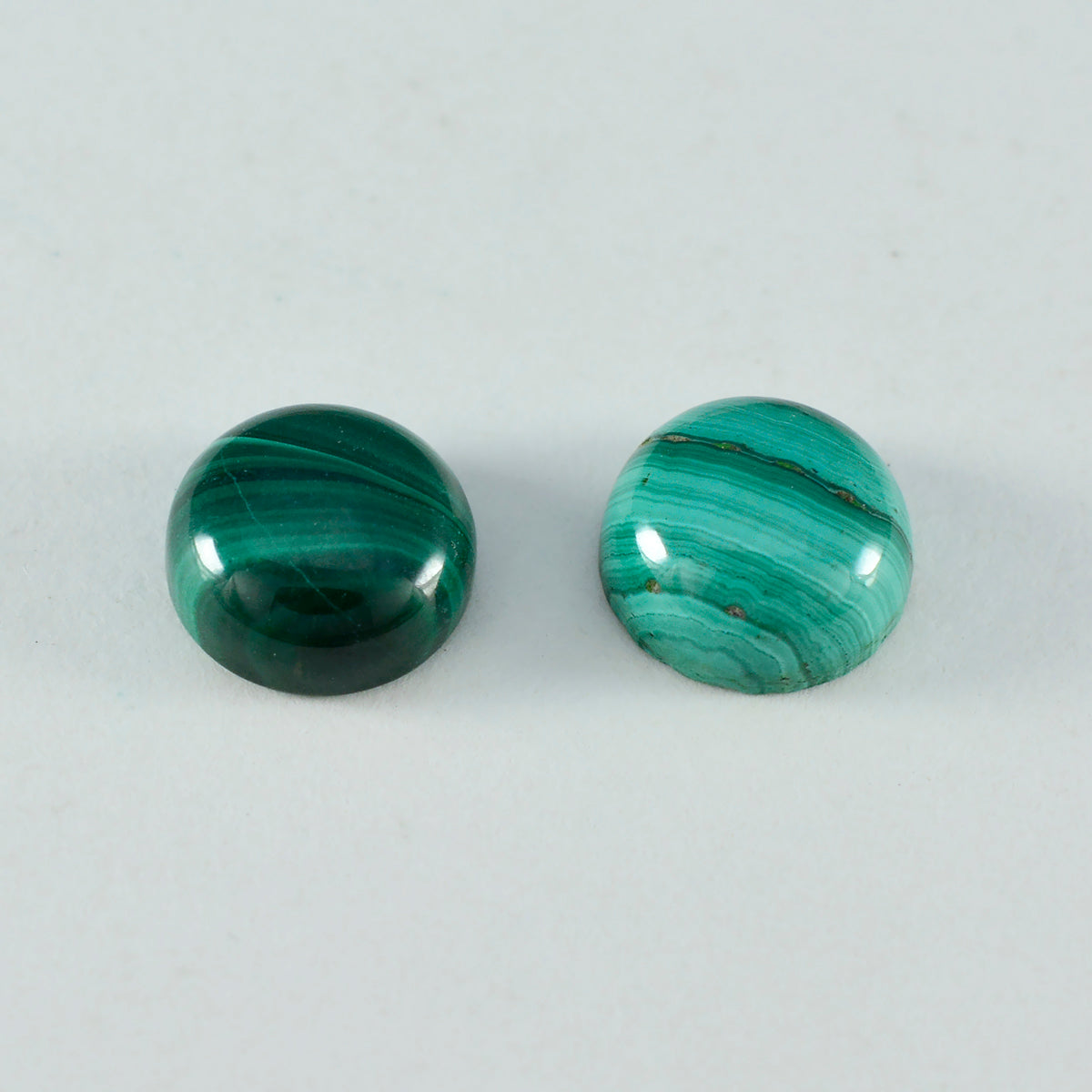Riyogems 1PC Green Malachite Cabochon 12x12 mm Round Shape fantastic Quality Stone