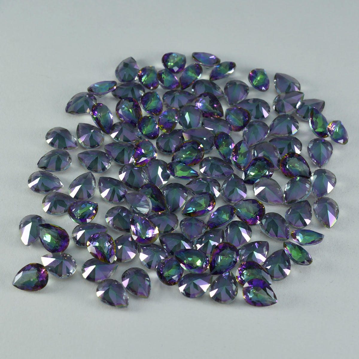 Riyogems 1pc quartz mystique multicolore à facettes 4x6mm forme de poire jolie qualité pierre précieuse en vrac
