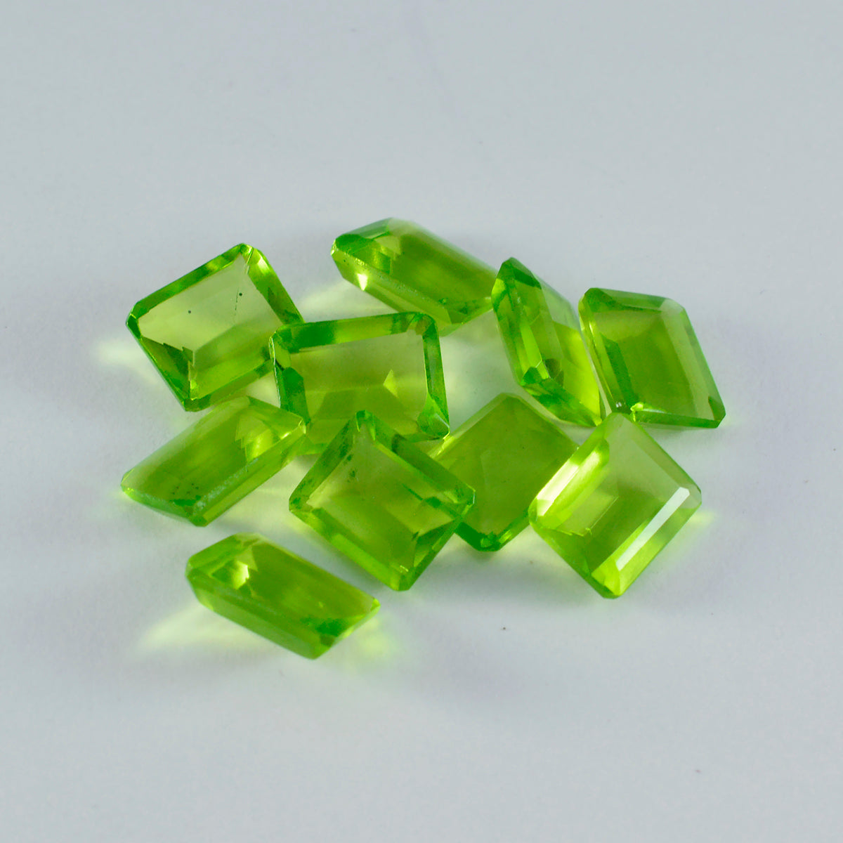 Riyogems, 1 pieza, peridoto verde cz facetado, 5x7 mm, forma octágono, gemas de calidad fantástica