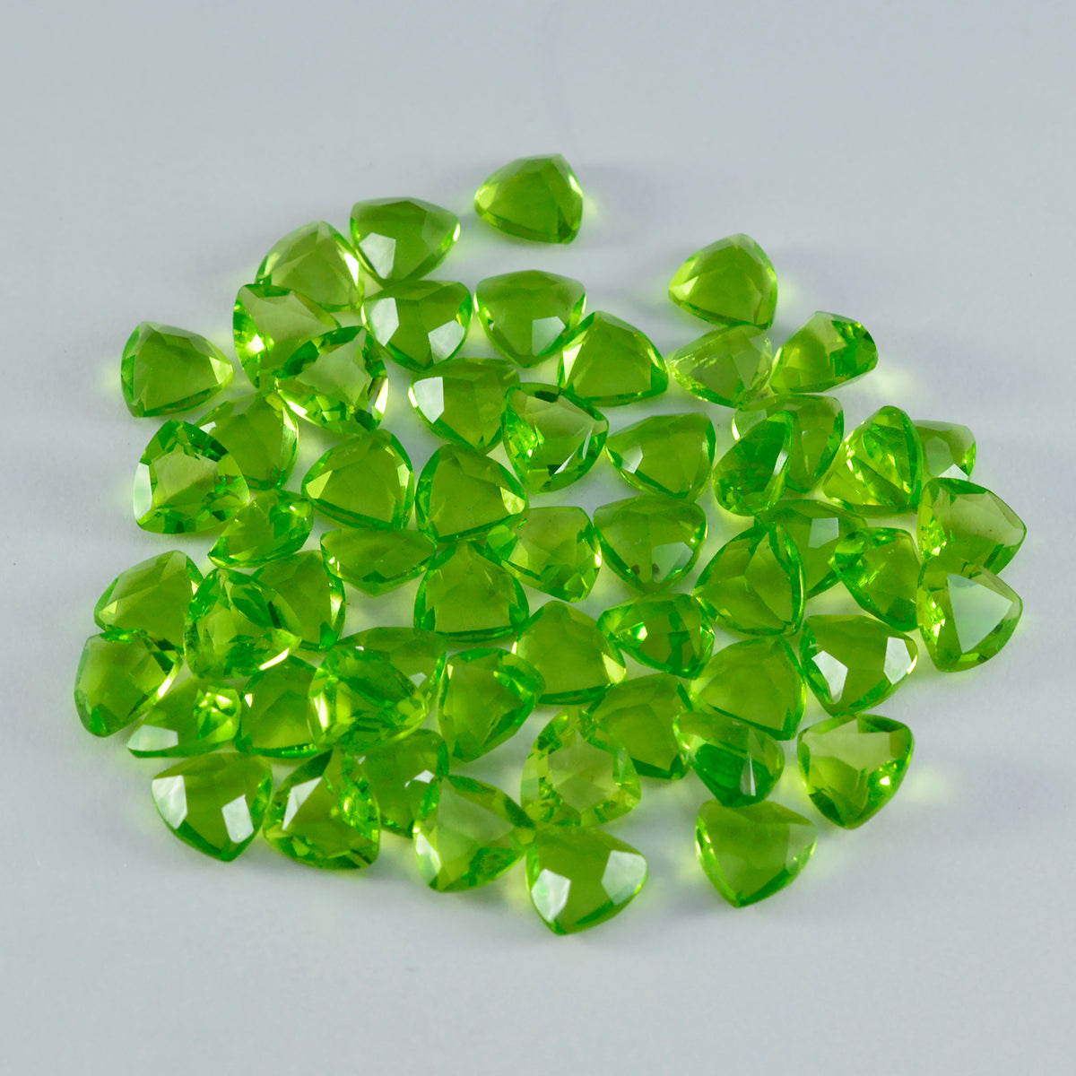 Riyogems 1PC Green Peridot CZ Faceted 7x7 mm Trillion Shape cute Quality Gemstone