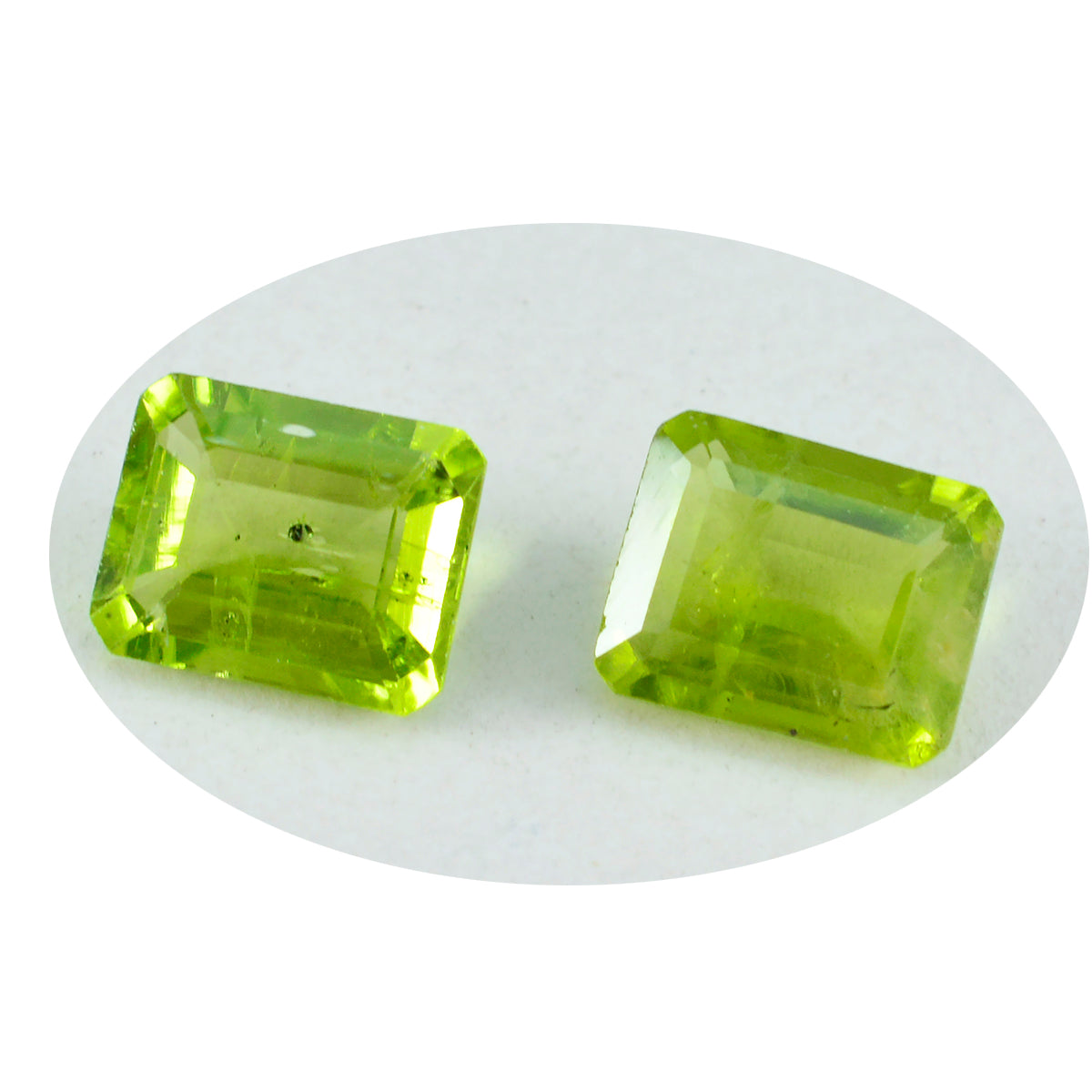 Riyogems 1 pièce péridot vert véritable à facettes 5x7mm forme octogonale qualité fantastique gemme en vrac