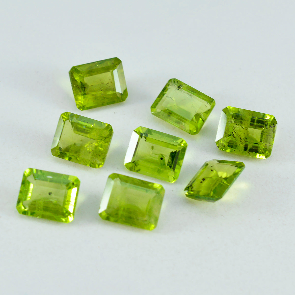 riyogems 1 st naturlig grön peridot fasetterad 7x9 mm oktagonform underbar kvalitet lös sten
