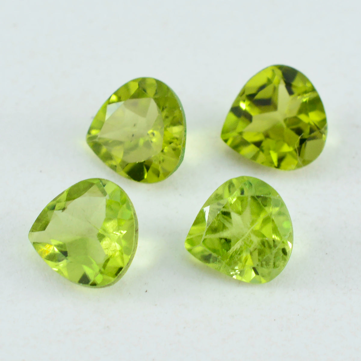 Riyogems 1PC Real Green Peridot Faceted 8x8 mm Heart Shape A Quality Loose Gems