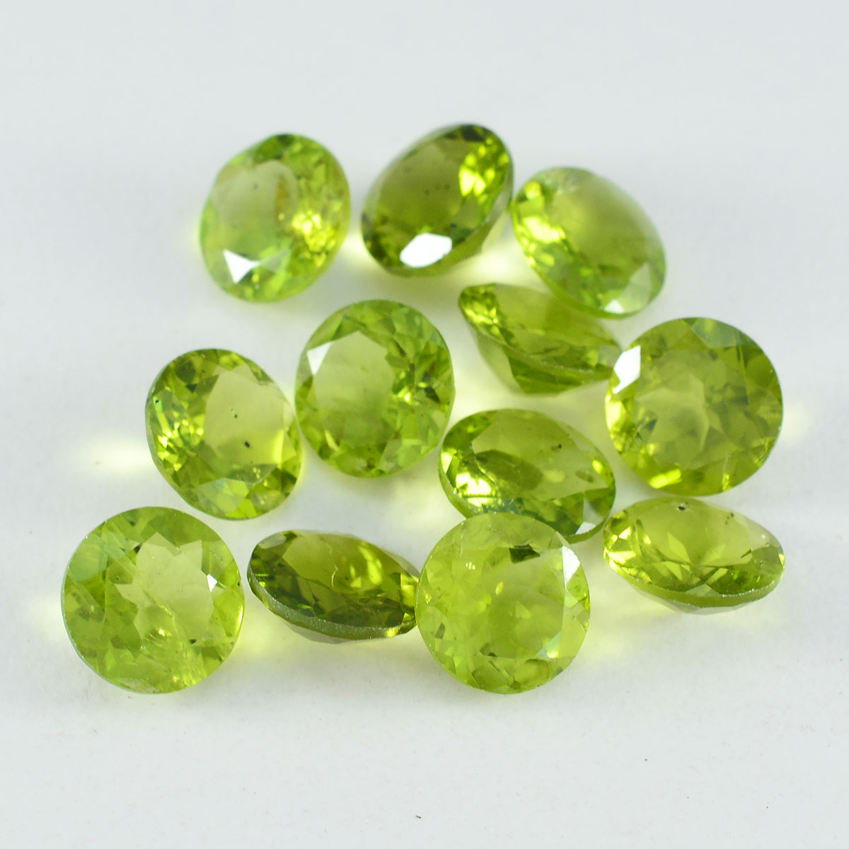 Riyogems 1PC Genuine Green Peridot Faceted 7x7 mm Round Shape AAA Quality Loose Gem