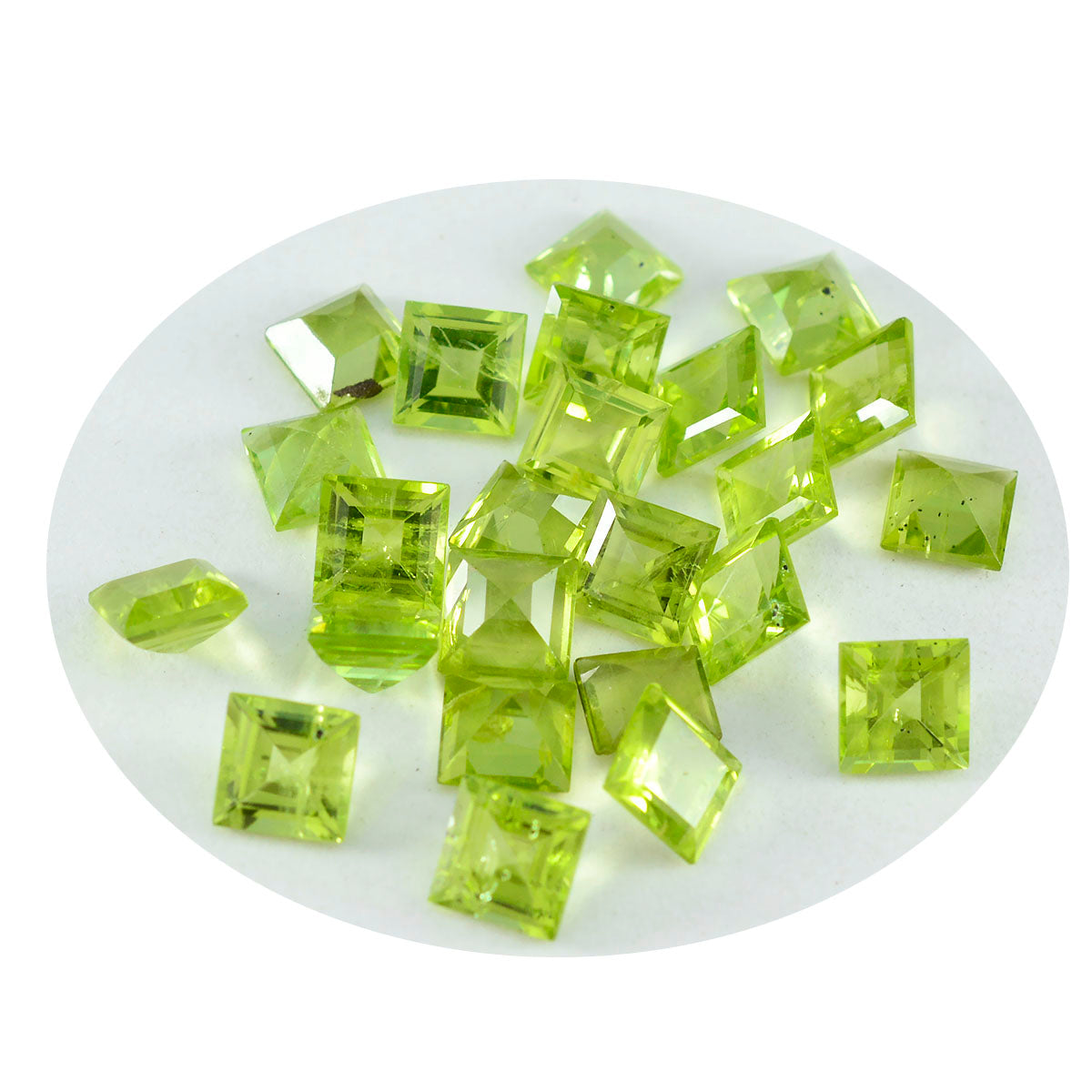 riyogems 1pc 本物のグリーン ペリドット ファセット 6x6 mm 正方形の形状の優れた品質の宝石