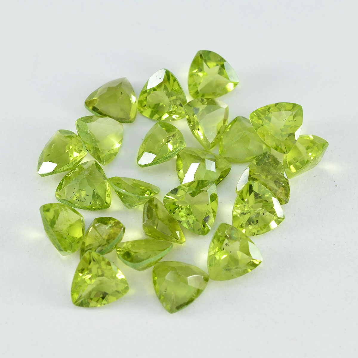 riyogems 1 шт., настоящий зеленый перидот, граненый 8x8 мм, форма триллиона, милый качественный свободный камень